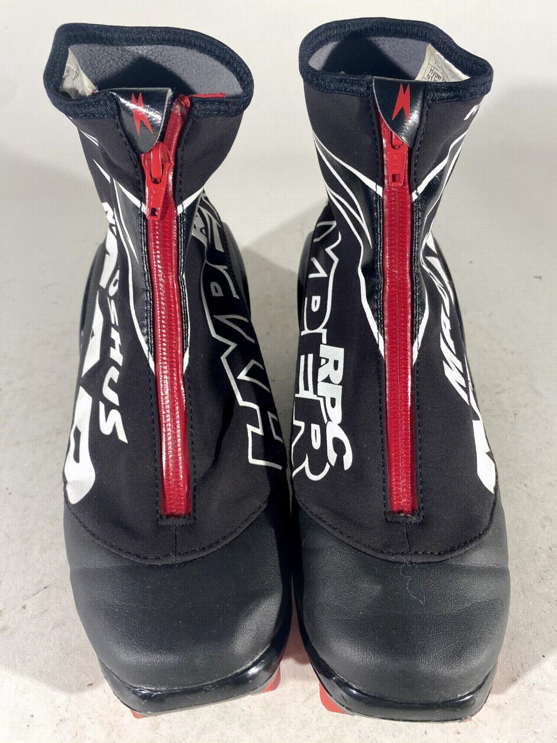 Madshus Hyper RPC Classic Nordic Cross Country Ski Boots Size EU39 US6 NNN 2592