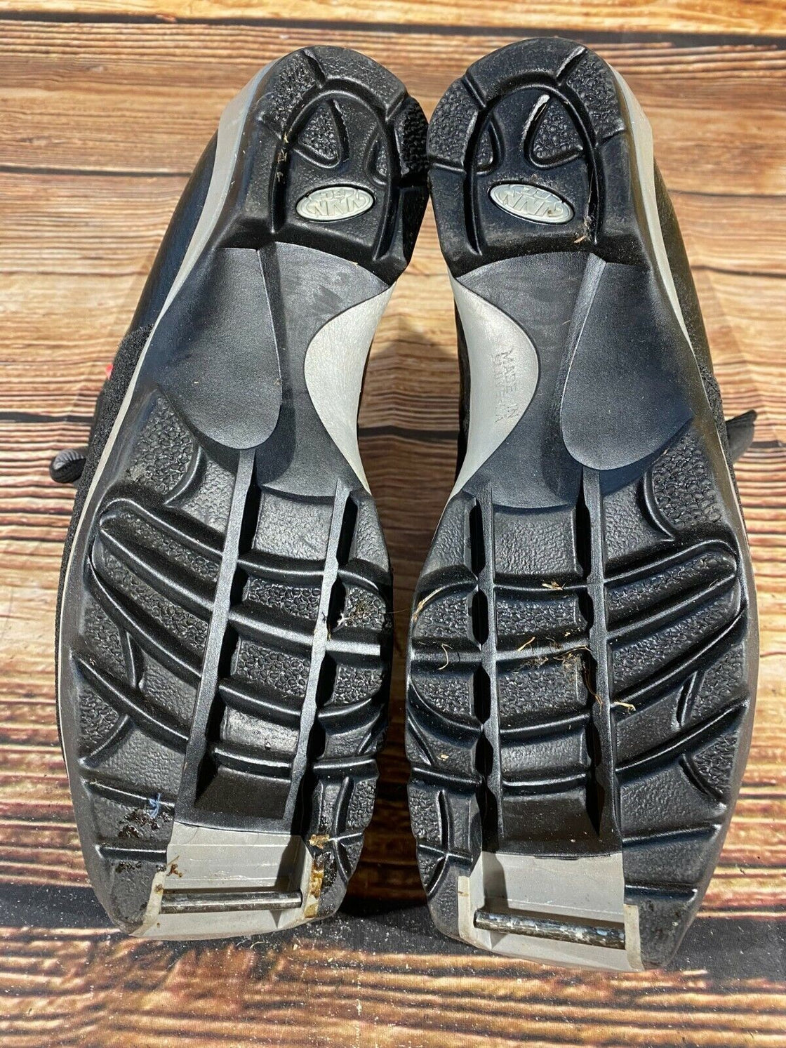 Alpina Touring Backcountry Cross Country Ski Boots Size EU42 US9 NNN-BC 1892