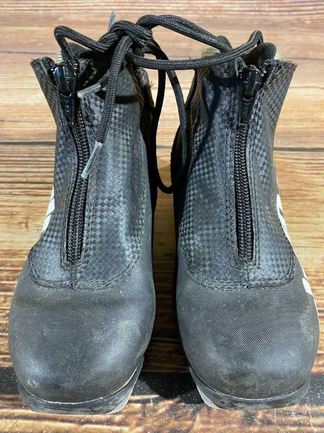 Alpina Touring Kids Nordic Cross Country Ski Boots Size EU31 US12.5 for NNN A-98