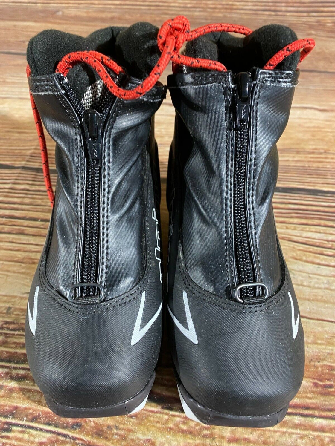 Alpina T5 Plus Kids Nordic Cross Country Ski Boots Size EU30 US11.5for NNN A-305