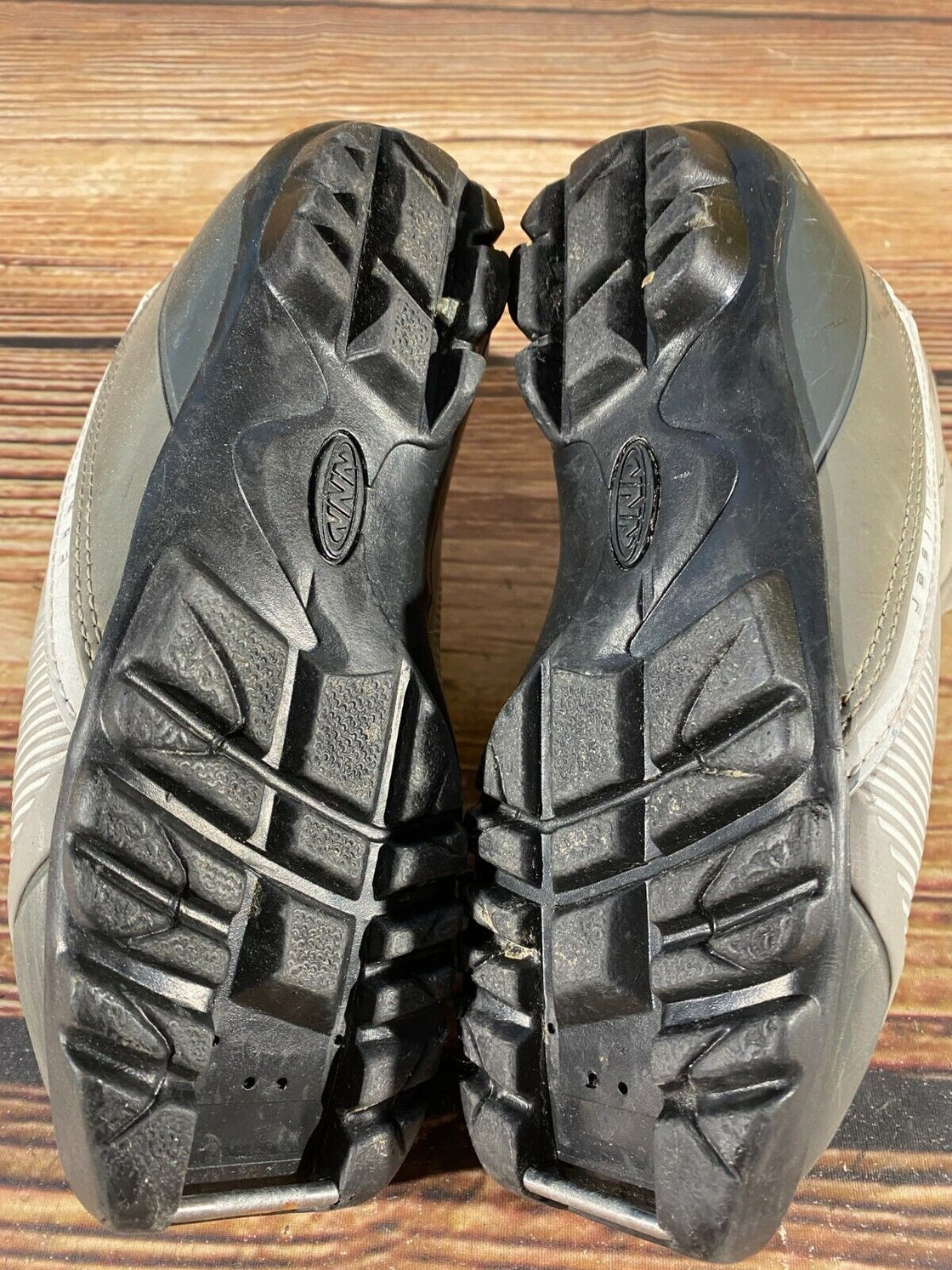 Fischer Vision Kids Nordic Cross Country Ski Boots Size EU34 US3 NNN F-101