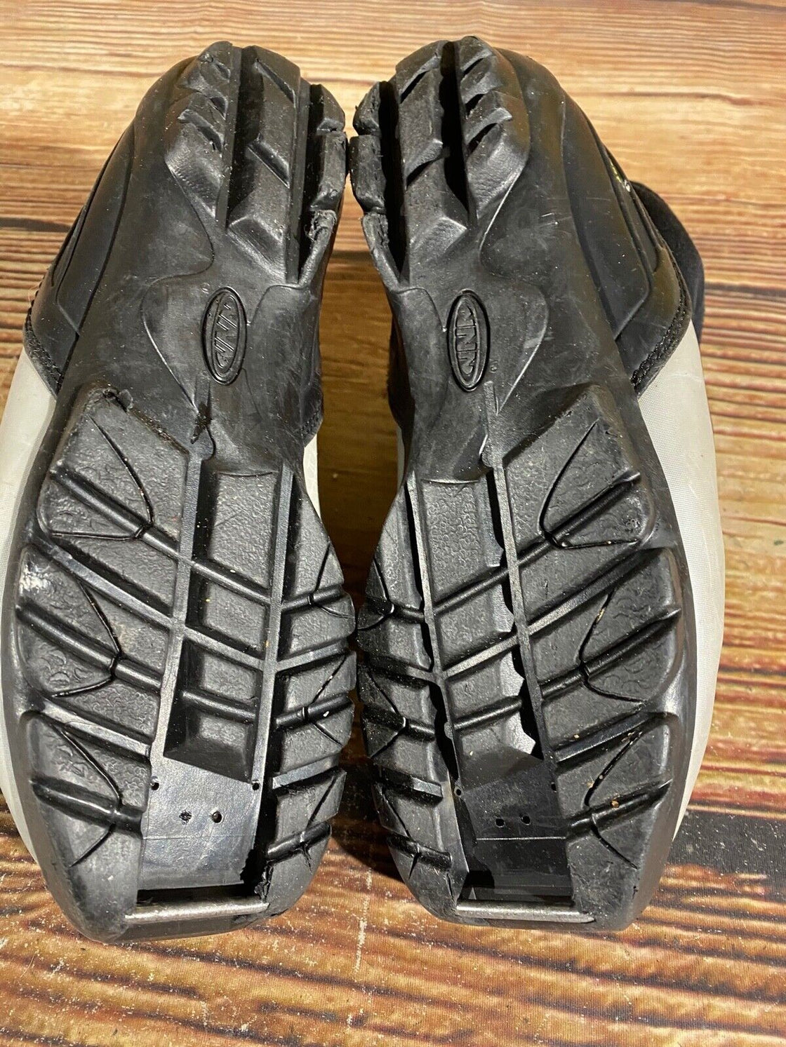 Fischer XJ Sprint Nordic Cross Country Ski Boots Size EU37 US5.5 for NNN 1180