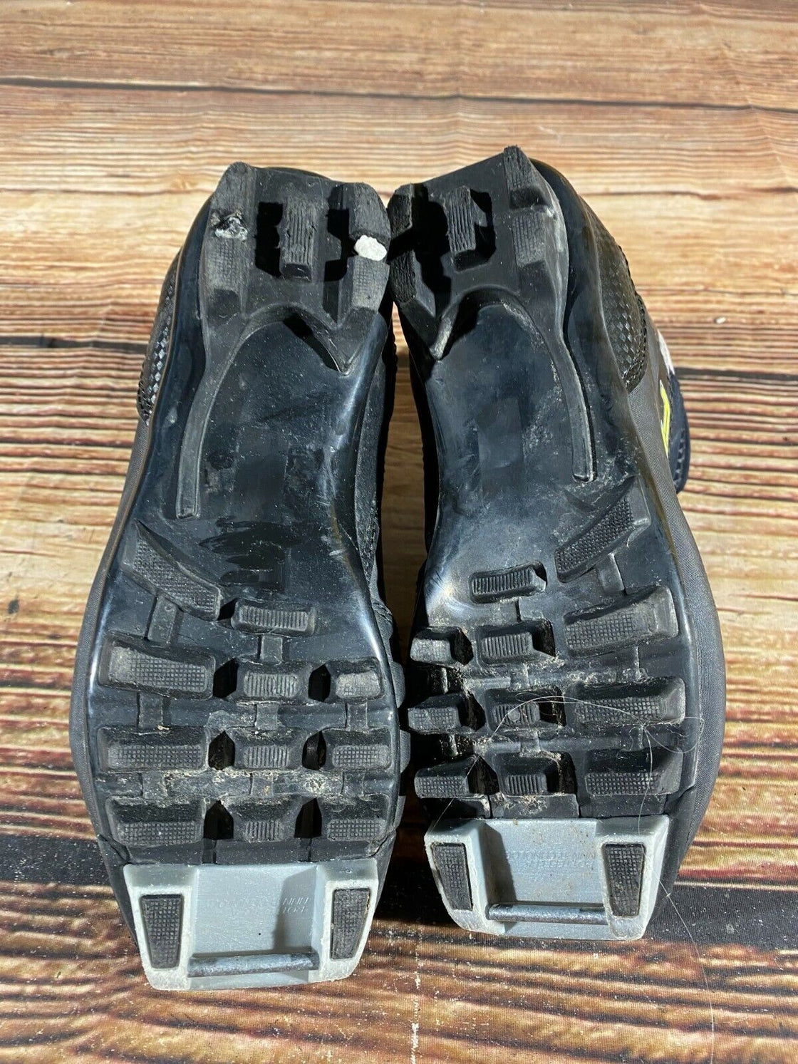 Fischer Ultimate Kids Nordic Cross Country Ski Boots Size EU34 US3 NNN F-149
