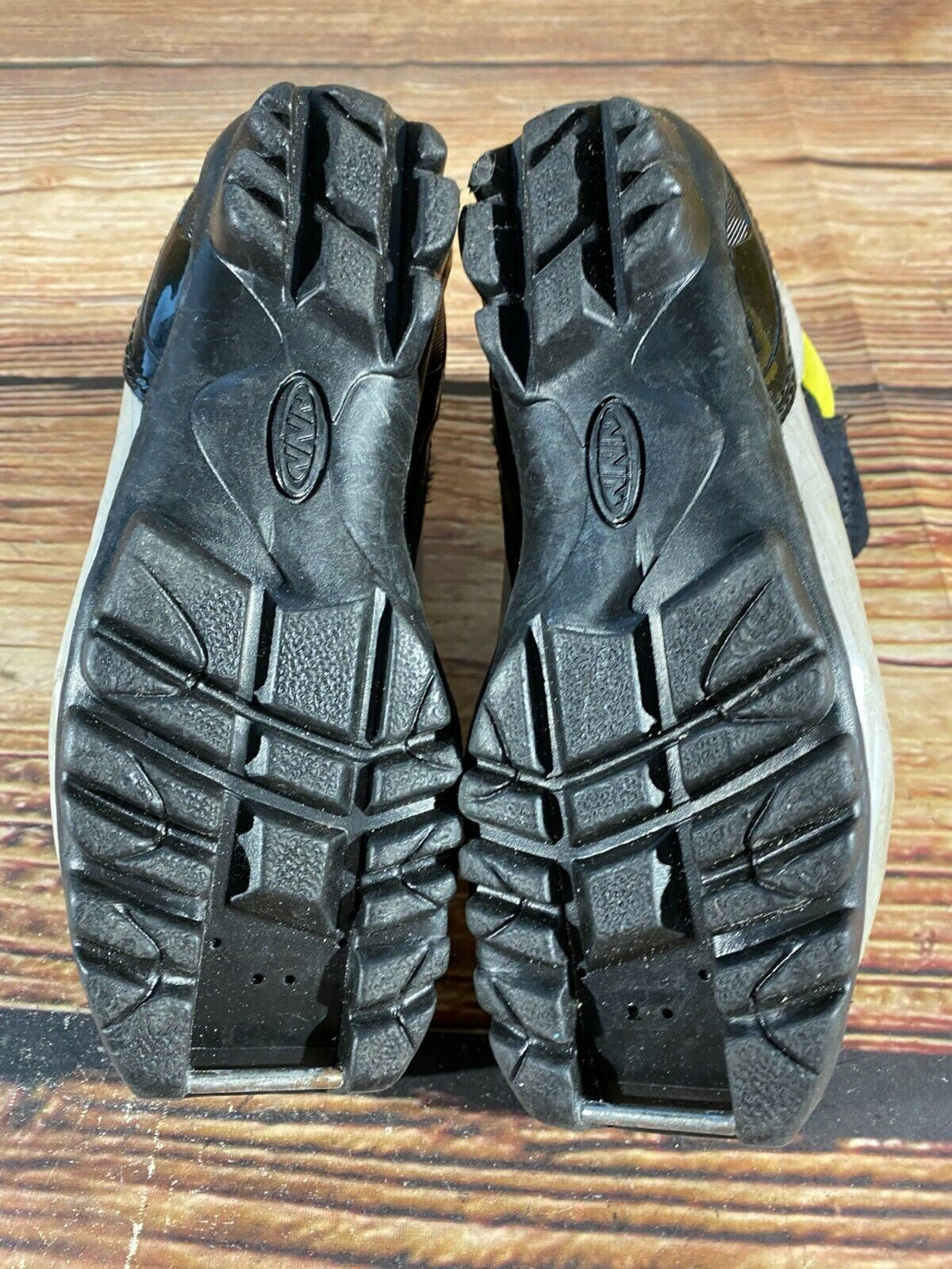 Fischer XJ Sprint Kids Nordic Cross Country Ski Boots Size EU34 US3 NNN F-303