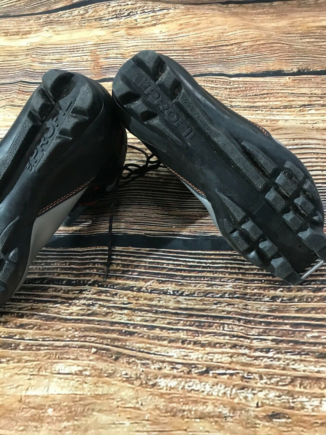 SALOMON Cross Country Ski Boots Size EU37 1/3 US5 SNS Profil 2166