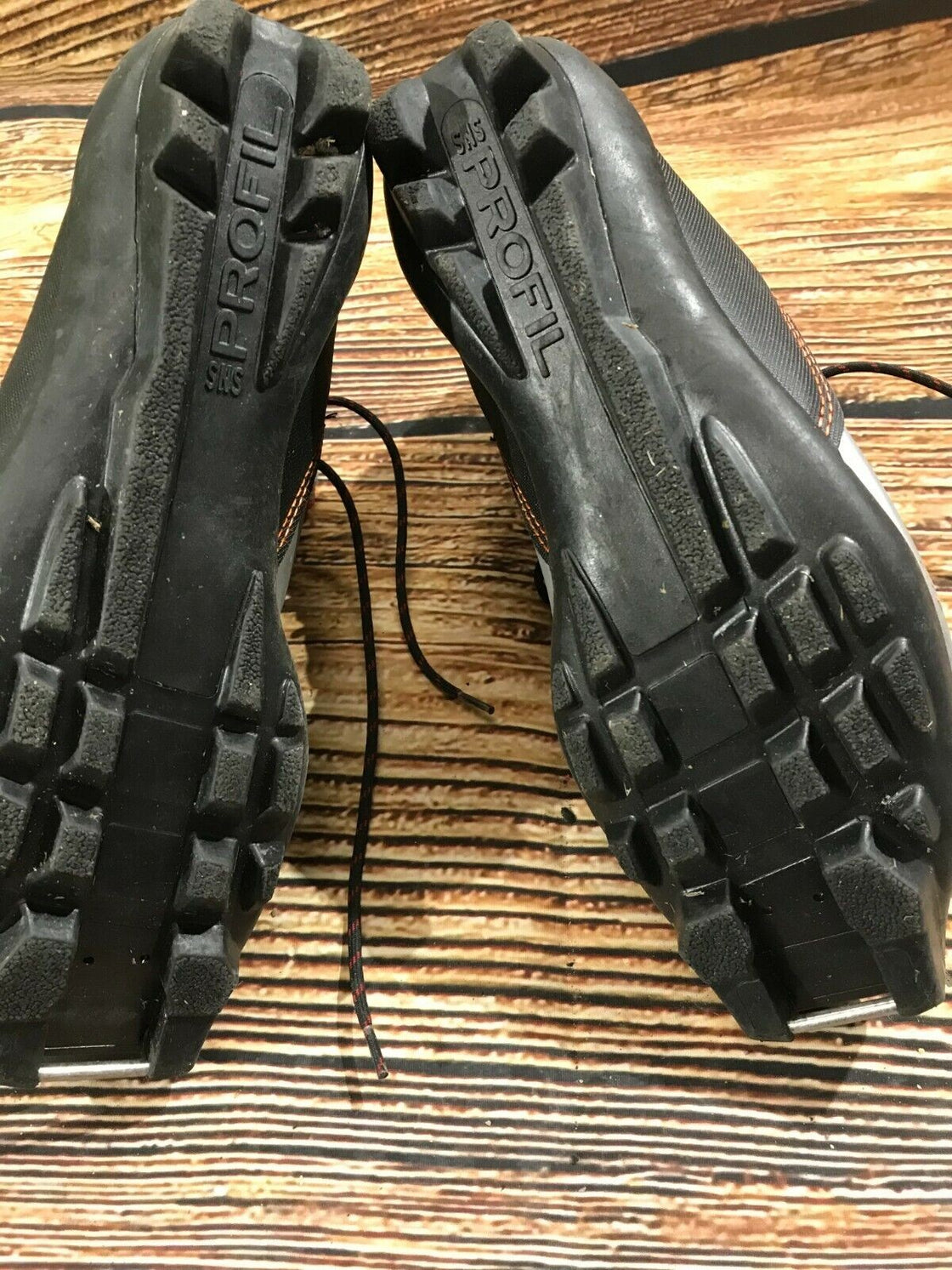 SALOMON Nordic Cross Country Ski Boots Size EU38 US5.5 SNS Profil 2293