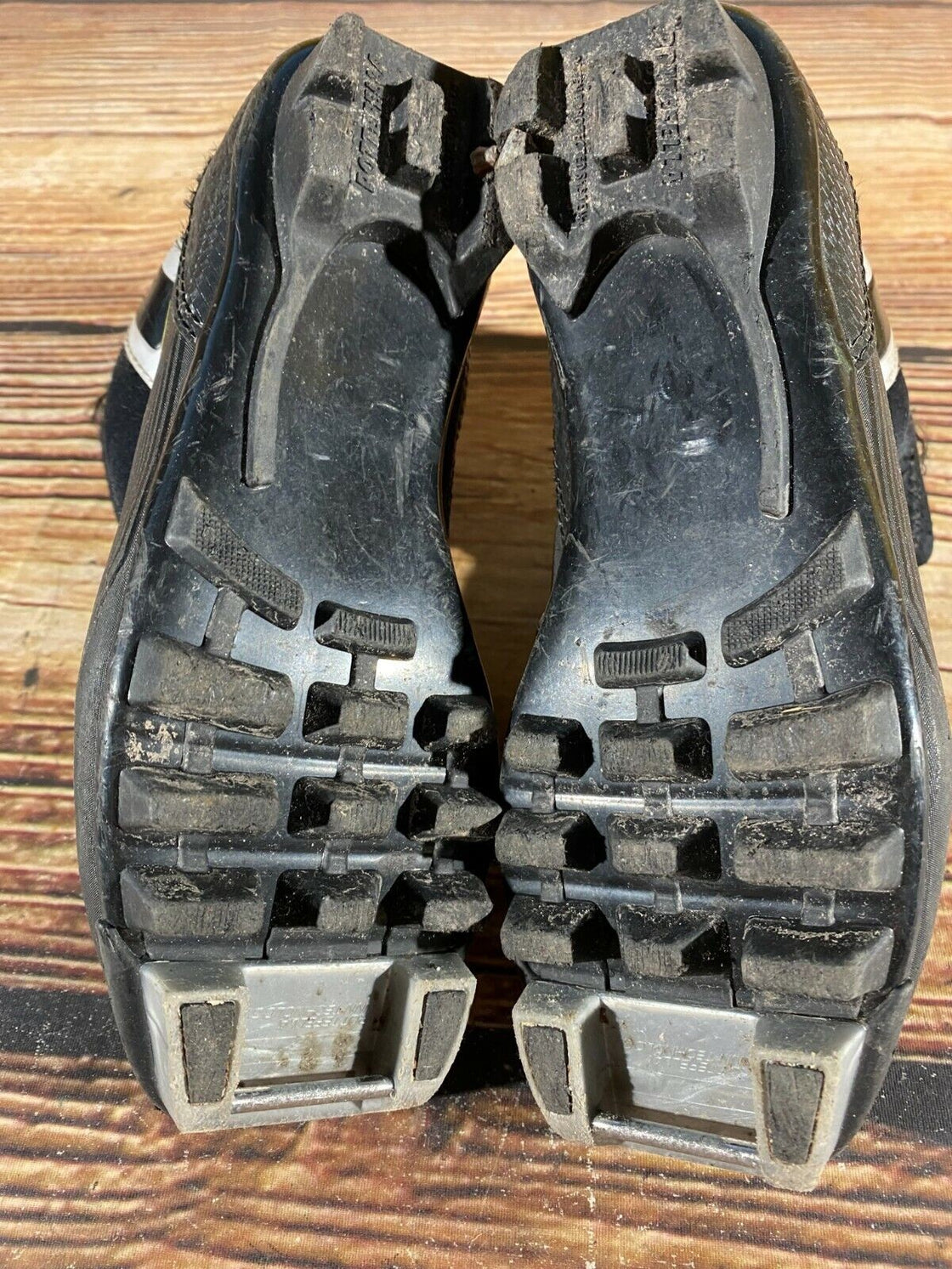 Fischer XC Ultimate Kids Nordic Cross Country Ski Boots Size EU30 NNN F-255