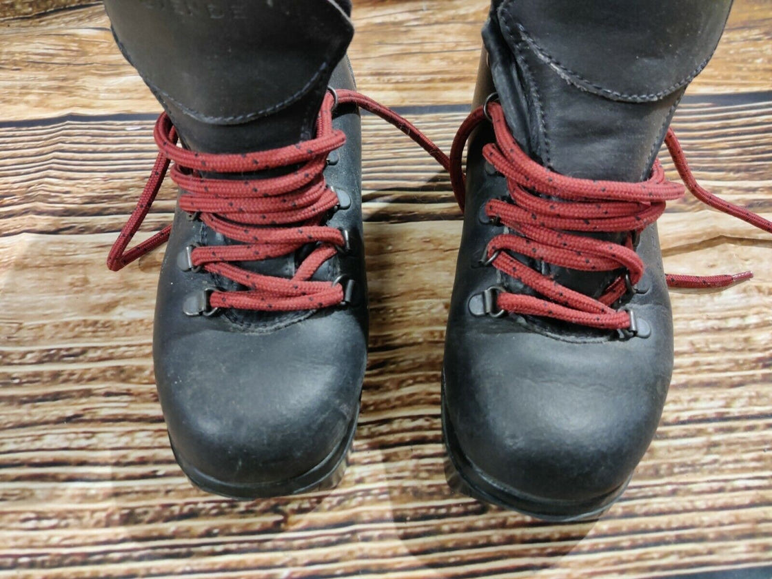 Garmont Touring Cross Country Nordic Ski Boots Size EU37 US4 3/4 NNN BC 1902