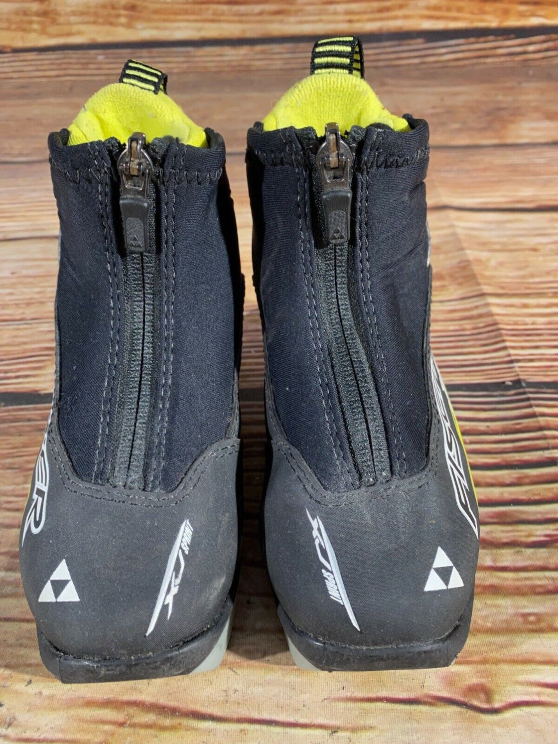 Fischer XJ Sprint Kids Nordic Cross Country Ski Boots Size EU26 US9 NNN F-6