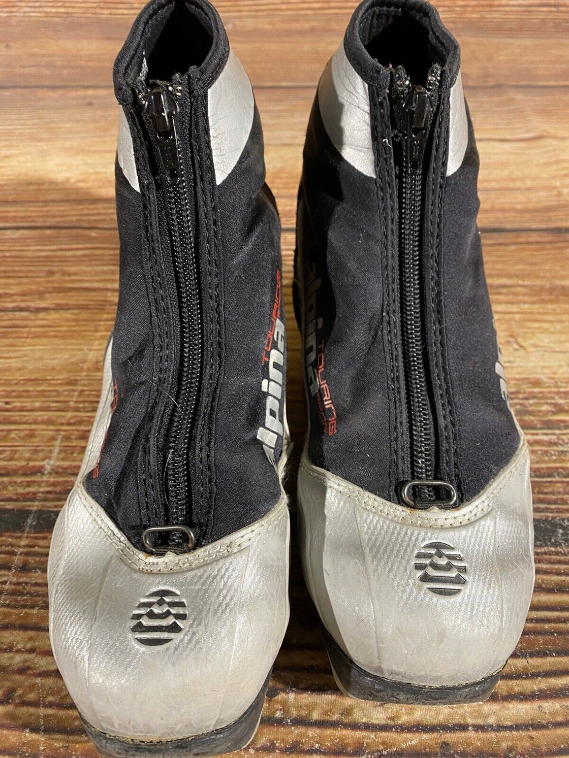 Alpina ST10 Nordic Cross Country Ski Boots Size EU36 US4.5 for NNN 3025