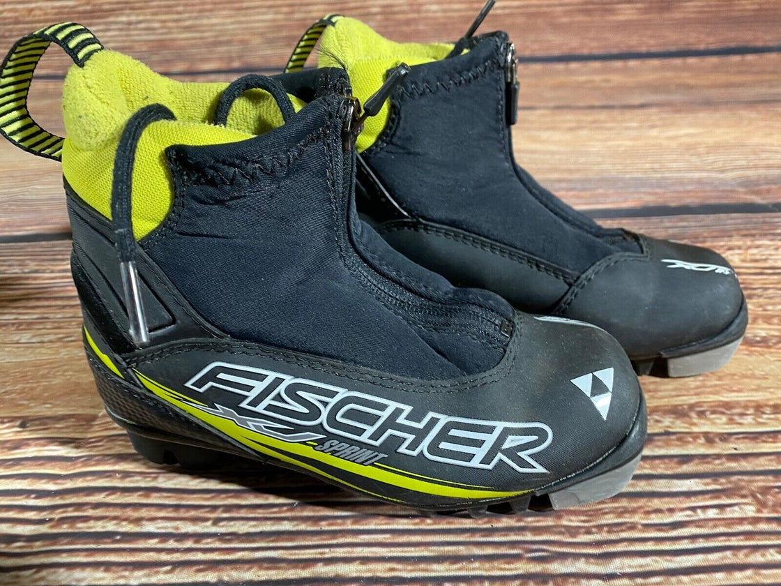 Fischer XJ Sprint Kids Cross Country Ski Boots Size EU30 US12 NNN F-561