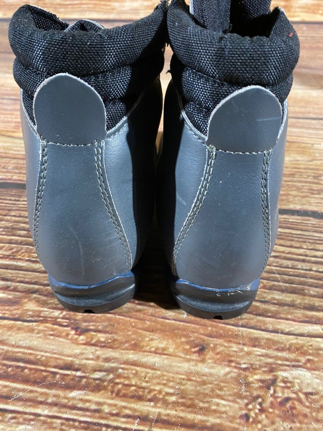 Alpina Telemark Nordic Norm Cross Country Ski Boots Size EU39 US6 NN 75mm 1770