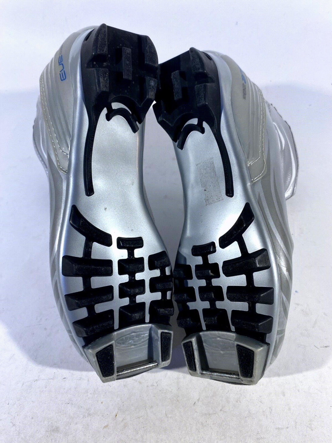 Alpina Eve28G Nordic Cross Country Classic Ski Boots Size EU38 US6 for NNN 16