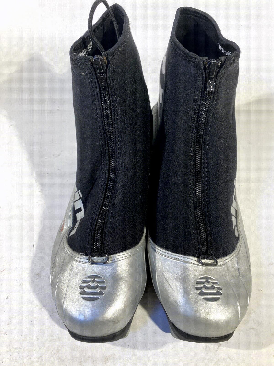 Alpina T10 Nordic Cross Country Classic Ski Boots Size EU41 US8 for NNN 30