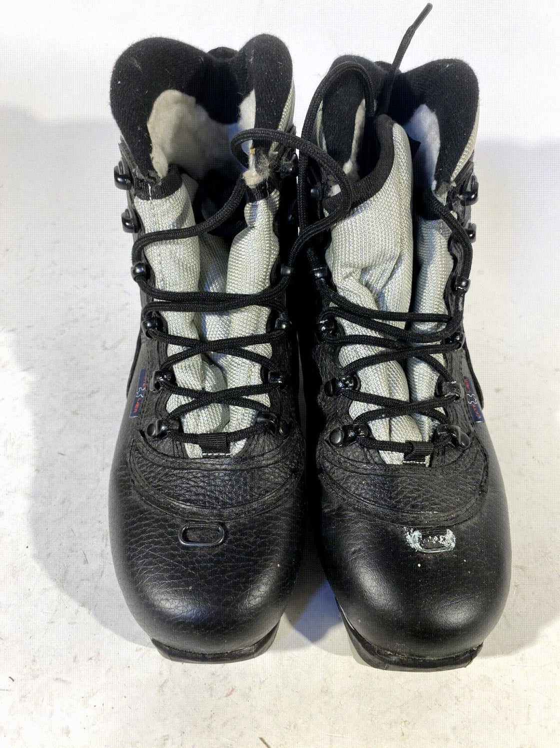 Alpina Touring Nordic Cross Country Classic Ski Boots Size EU38 US6 for NNN 86