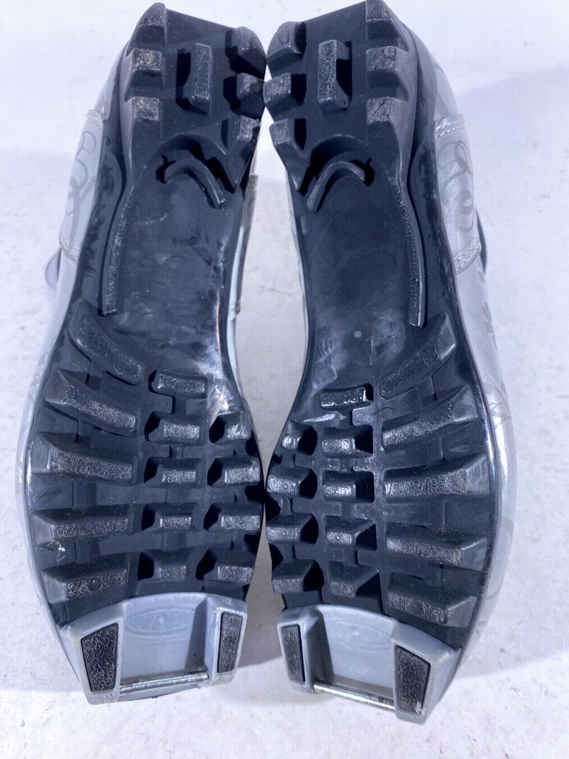 Alpina Eve Nordic Cross Country Classic Ski Boots Size EU38 US6 for NNN 235