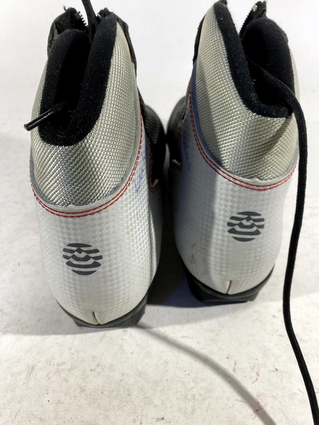 Alpina Touring Nordic Cross Country Touring Ski Boots Size EU41 US8 for NNN 277
