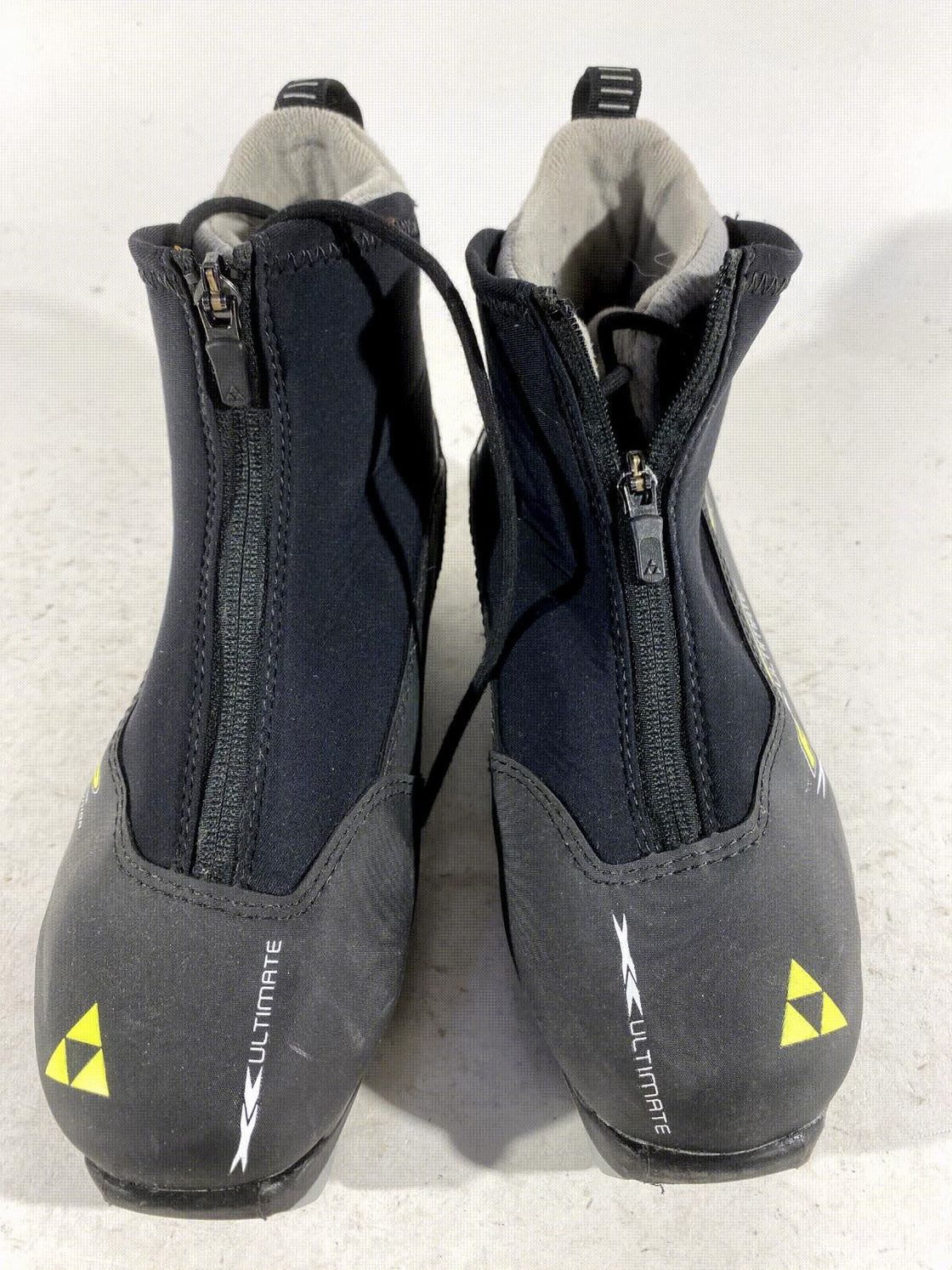 Fischer Ultimate Nordic Cross Country Classic Ski Boots Size EU39 US7 NNN 357