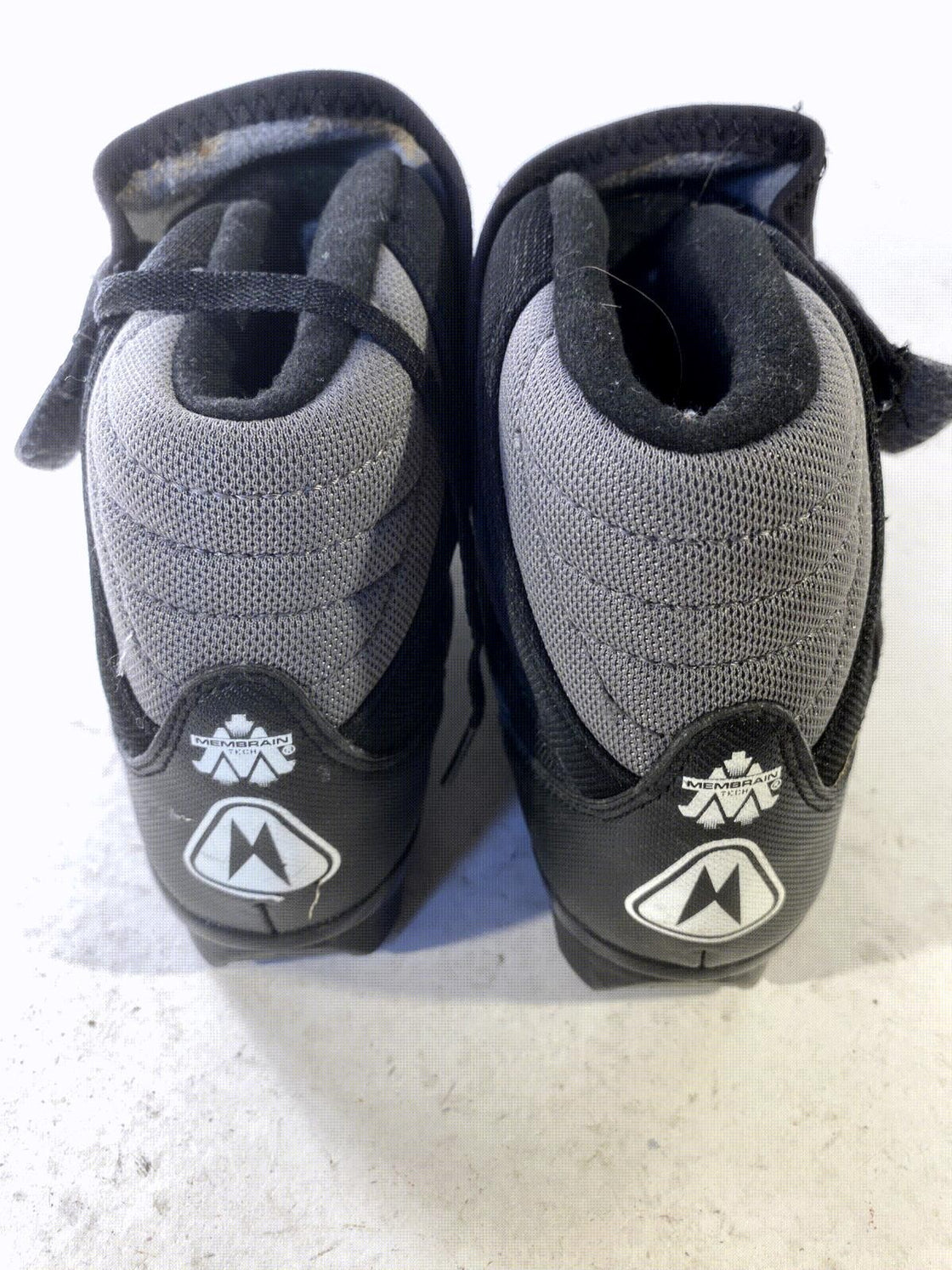 Madshus CT100 Classic Nordic Cross Country Ski Boots Size EU42 US9 for NNN 415