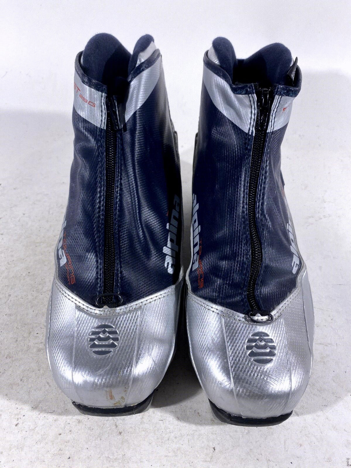 Alpina ST28G Nordic Cross Country Ski Boots Size EU43 US9.5 NNN bindings 530