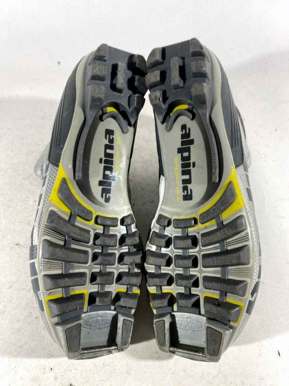 Alpina SR20 Nordic Cross Country Ski Boots Size EU42 US9 NNN bindings 517