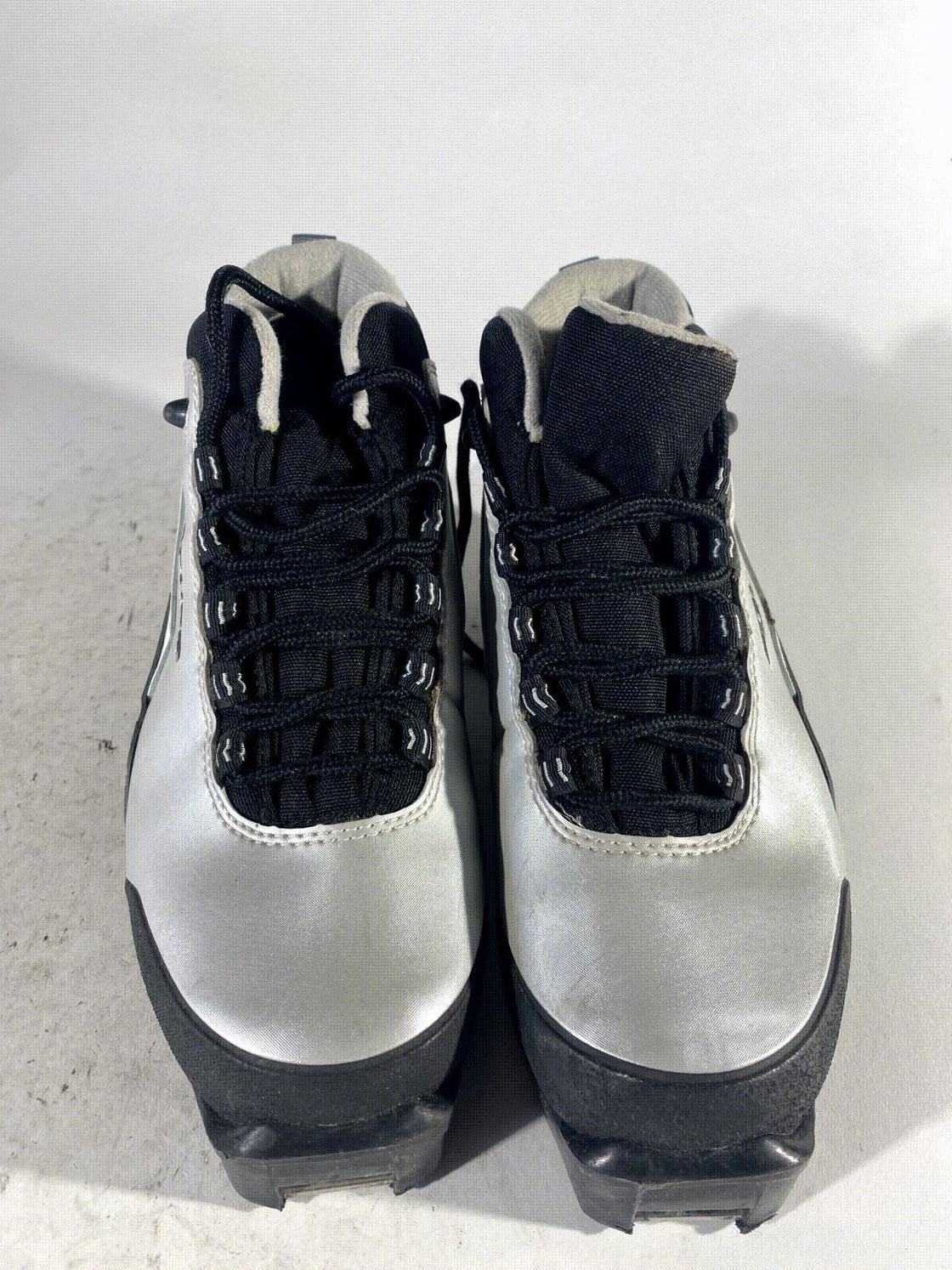 Fischer XC Sport Nordic Cross Country Ski Boots Size EU39 US7 SNS Profil 1075