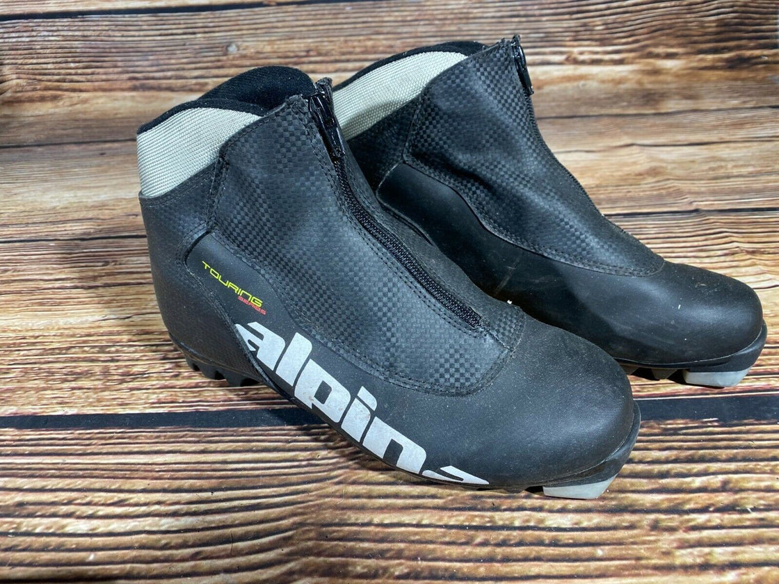 Alpina Touring Nordic Cross Country Nordic Ski Boots Size EU42 US9 NNN 3174