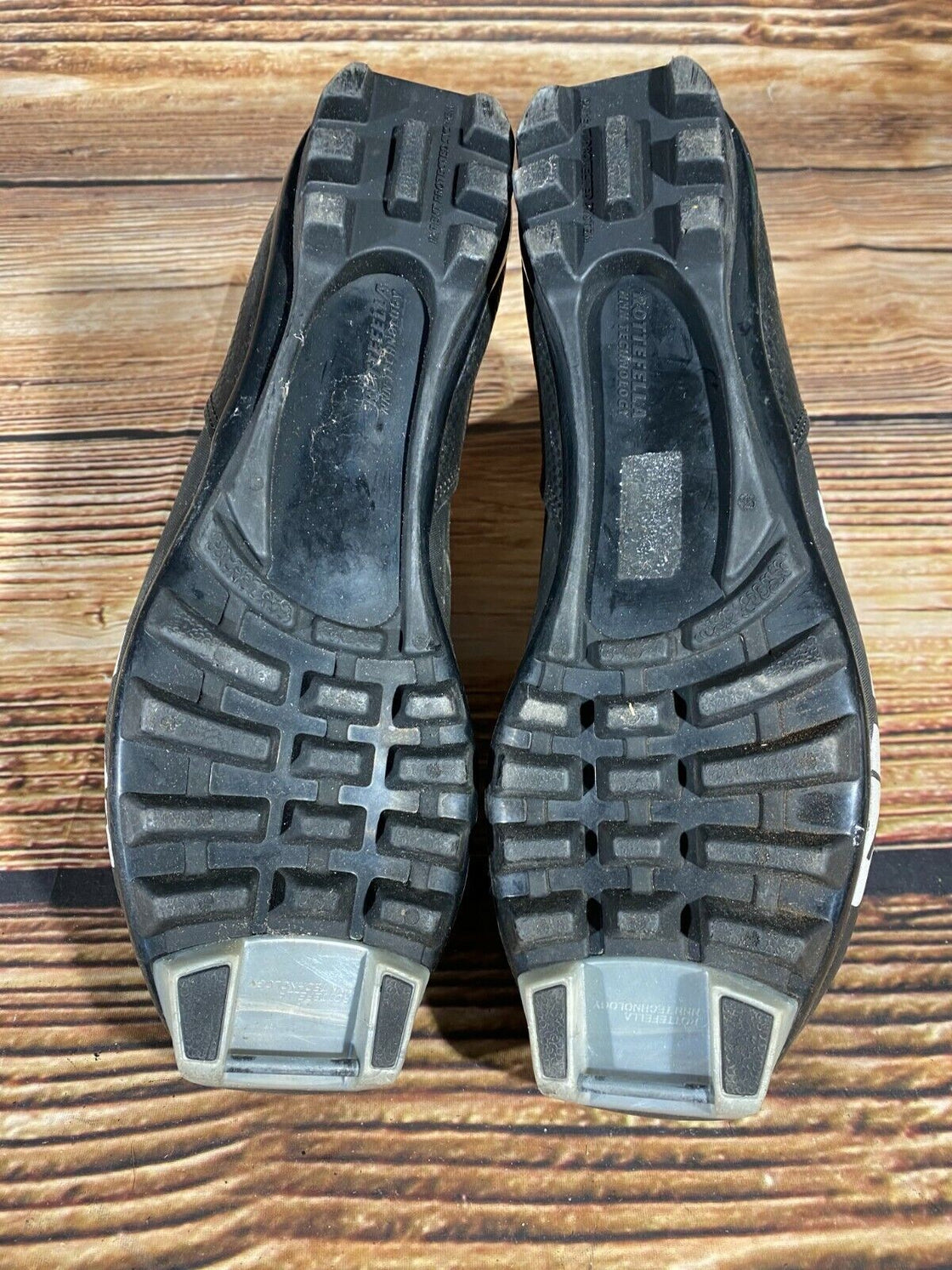 Alpina Touring Nordic Cross Country Nordic Ski Boots Size EU42 US9 NNN 3174