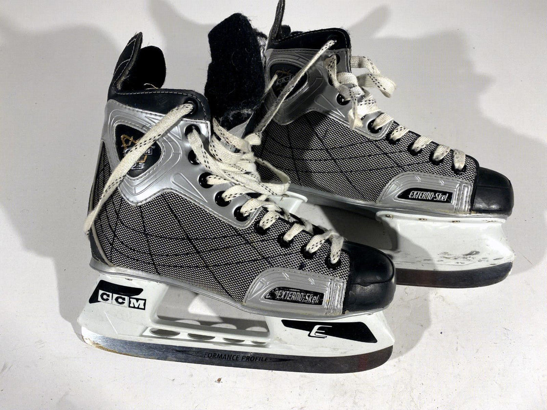 CCM 2.3 Ice Skates for Ice Hockey Shoes Unisex Size US8 EU41 Mondo 260 IS11