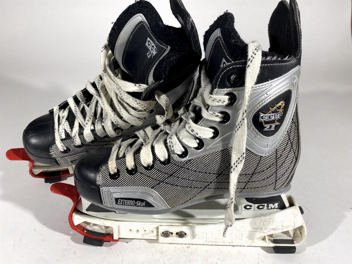CCM 2.3 Ice Skates for Ice Hockey Shoes Unisex Size US7.5 EU40 Mondo 255 IS33