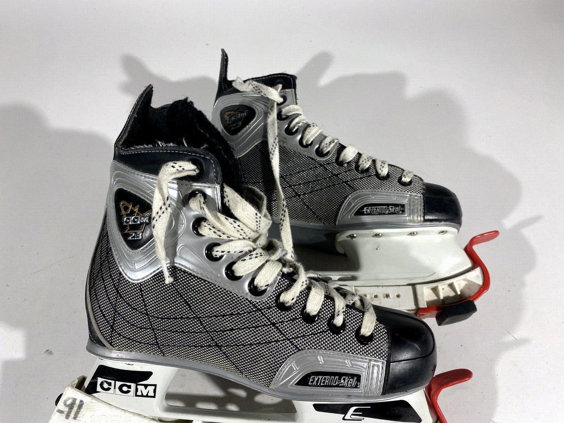 CCM 2.3 Ice Skates for Ice Hockey Shoes Unisex Size US7.5 EU40 Mondo 255 IS33