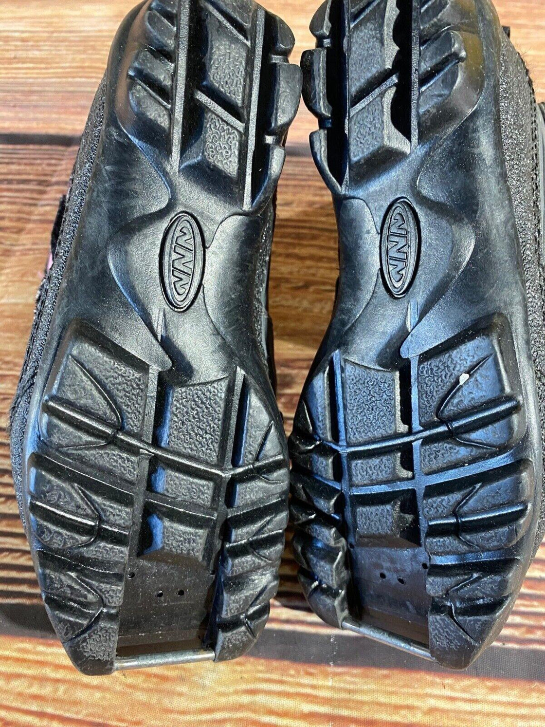 Fischer Snowstar Nordic Cross Country Ski Boots Kids Size EU32 US1.5 NNN F-639