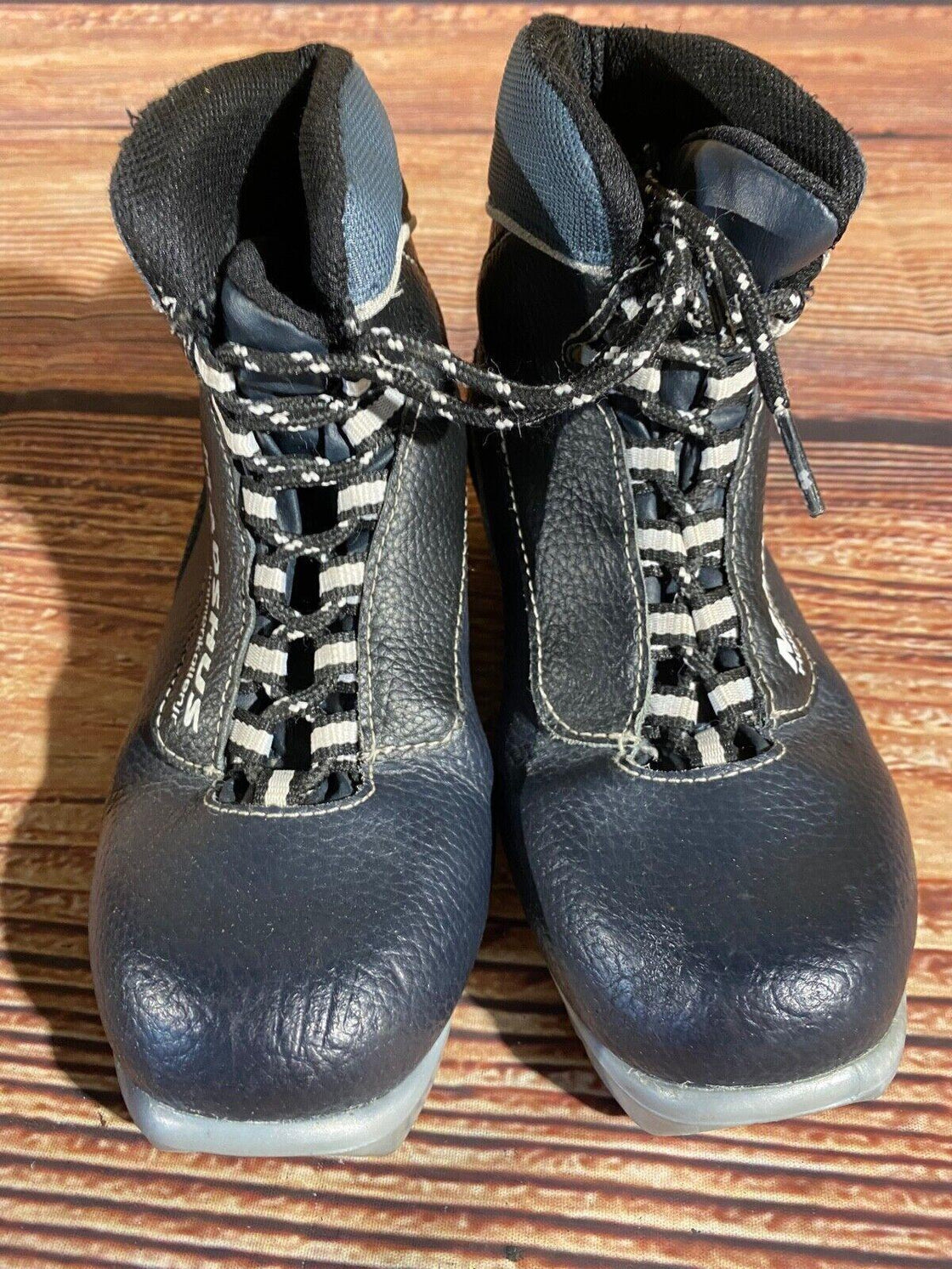 Madshus Holm Kids Nordic Cross Country Ski Boots Size EU35 US3 NNN M277