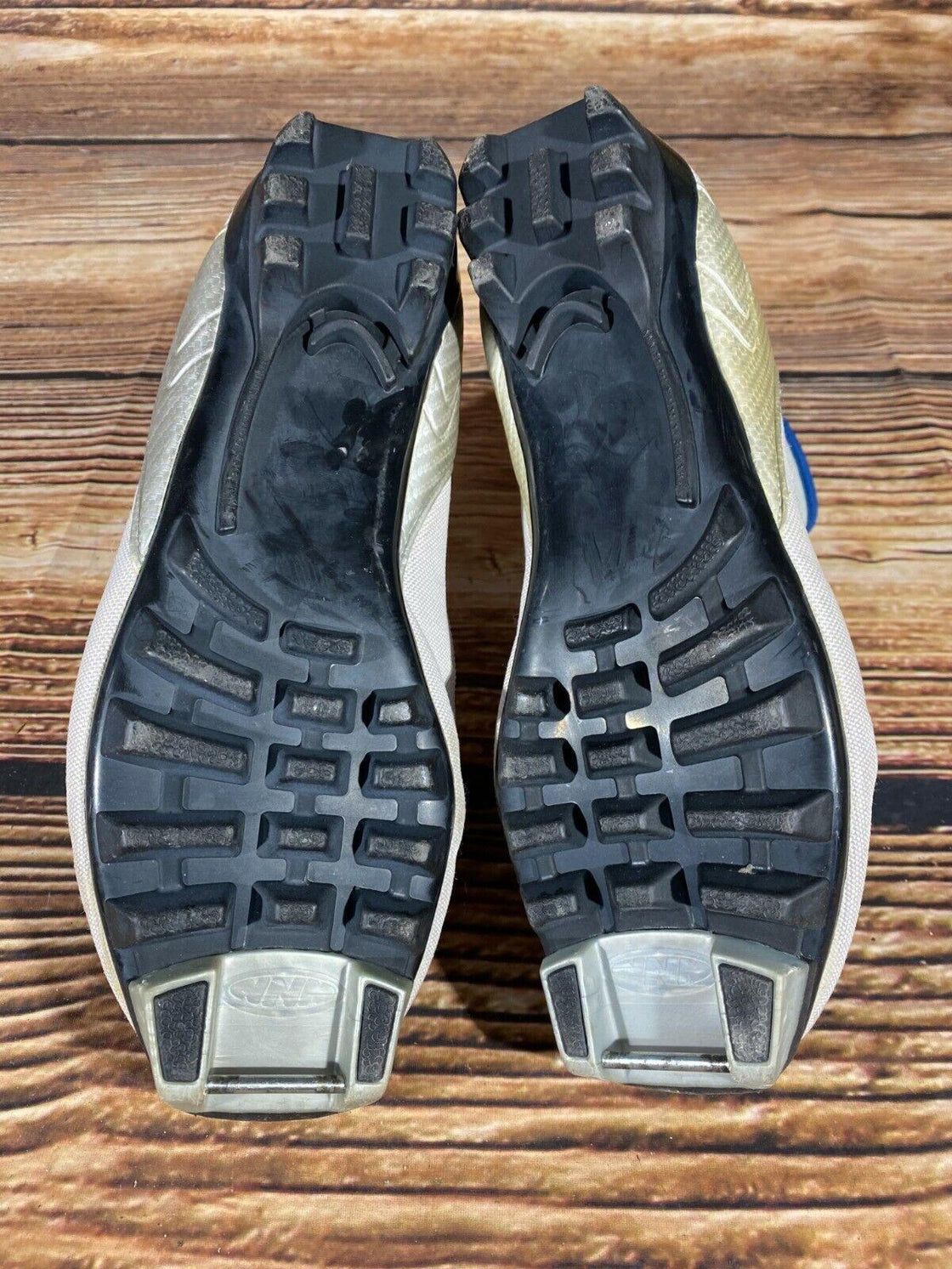 Madshus Amica 100 Cross Country Ski Boots Size EU39 US7 NNN Binding 2744