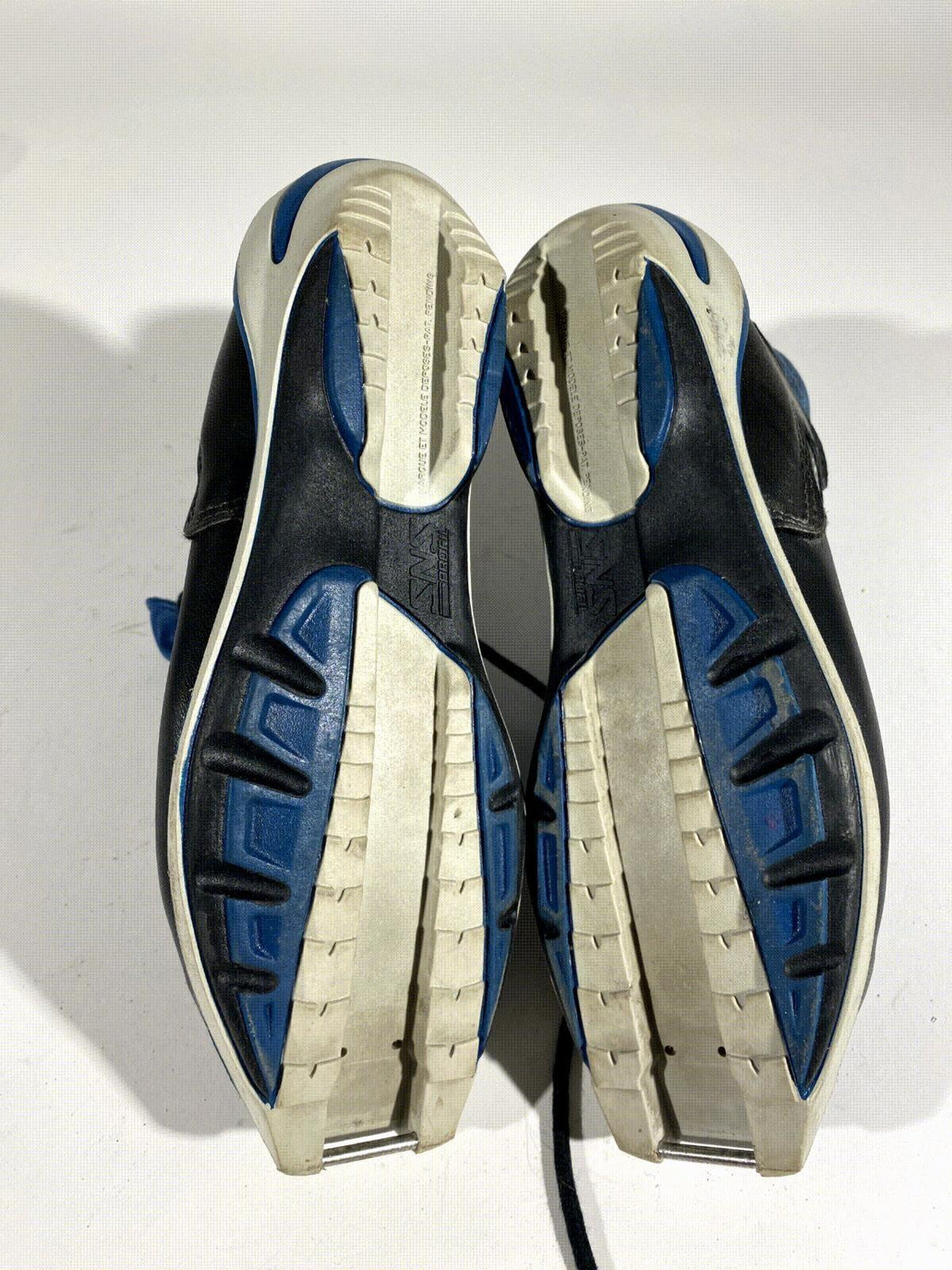 Salomon Nordic Cross Country Ski Boots Size EU39 US6 SNS Profil 2137