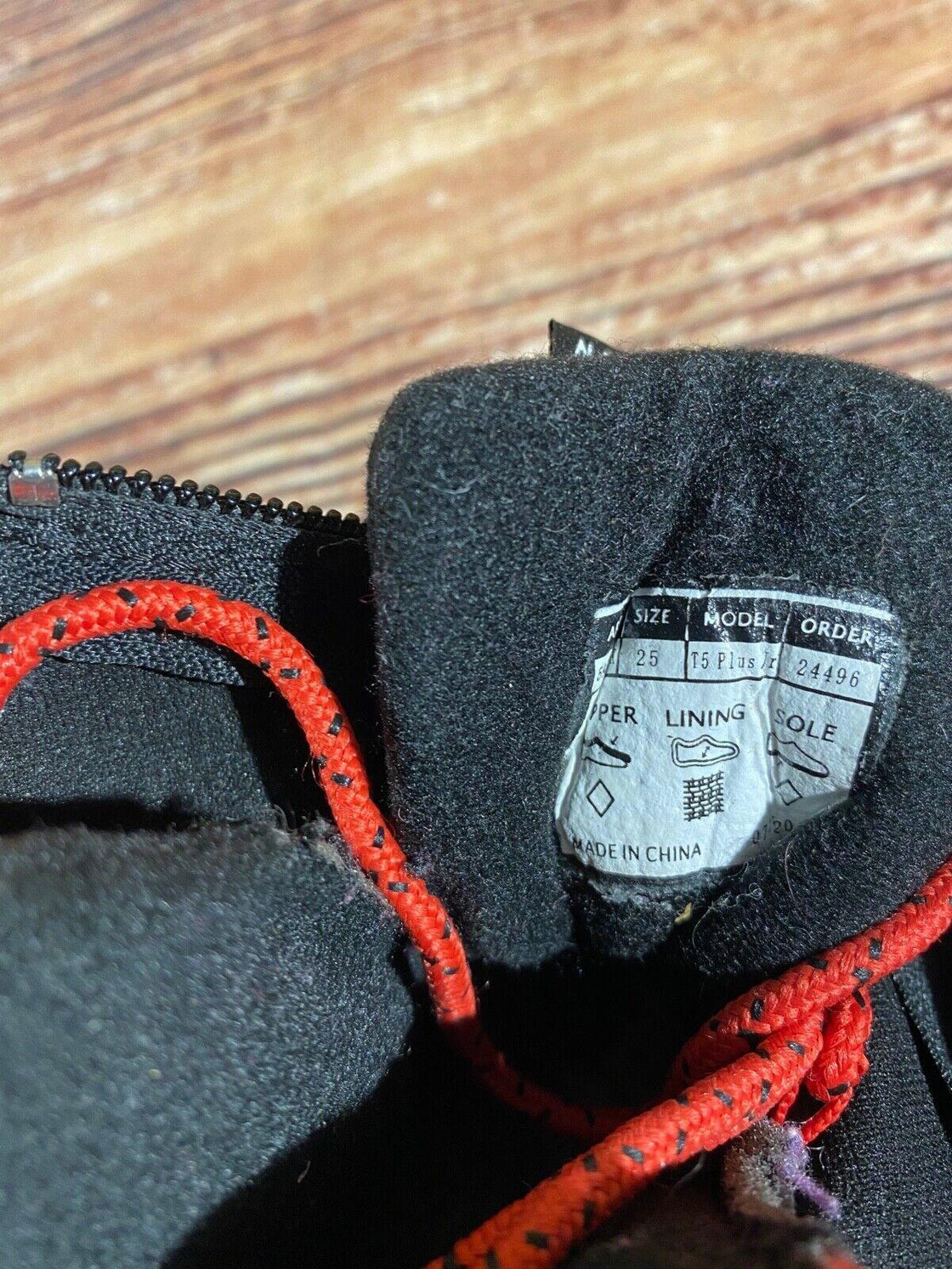 Alpina T5plus Kids Nordic Cross Country Ski Boots Size EU25 US8.5 NNN A-1210