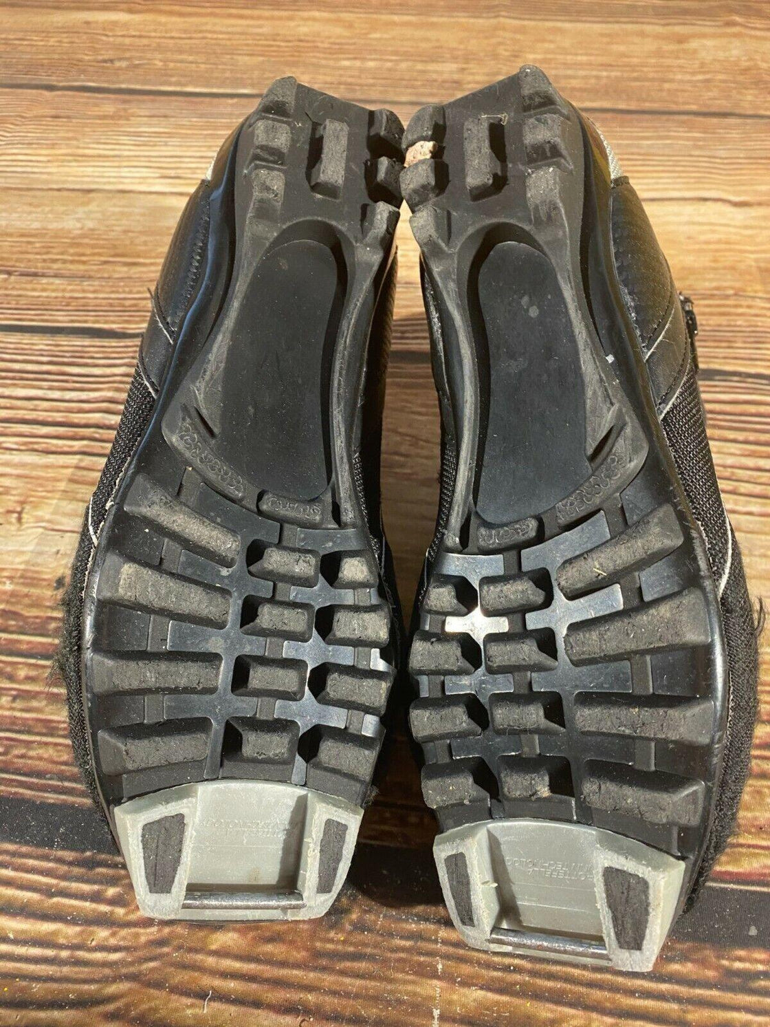 Madshus CT100 Nordic Cross Country Ski Boots Size EU38 US5.5 NNN bindings 2631
