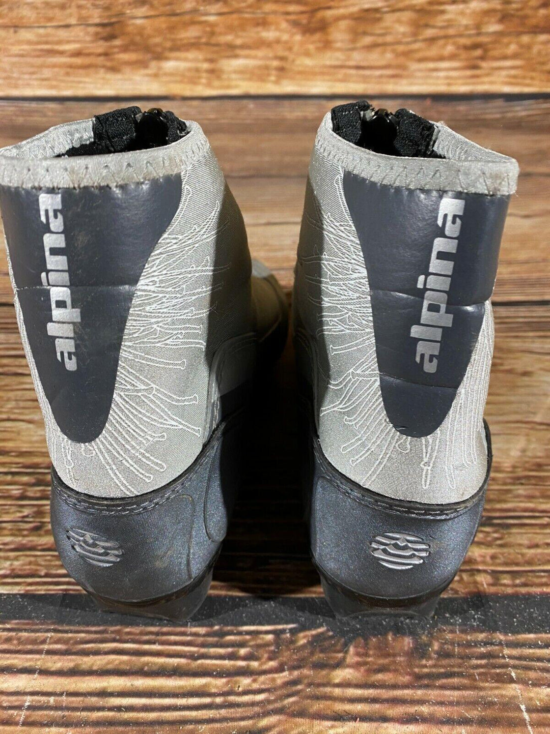 Alpina T10 Eve Nordic Cross Country Ski Boots Size EU37 US5 NNN bindings 831