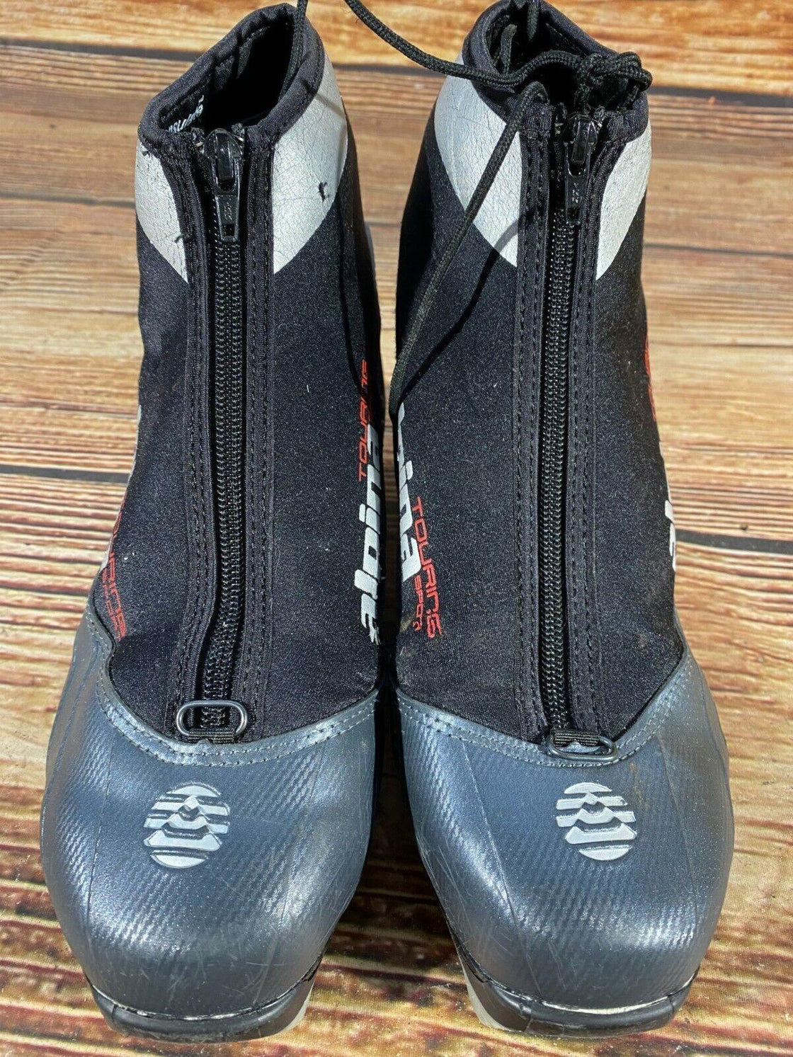 Alpina ST10 Nordic Cross Country Ski Boots Size EU41 US8 NNN bindings 601