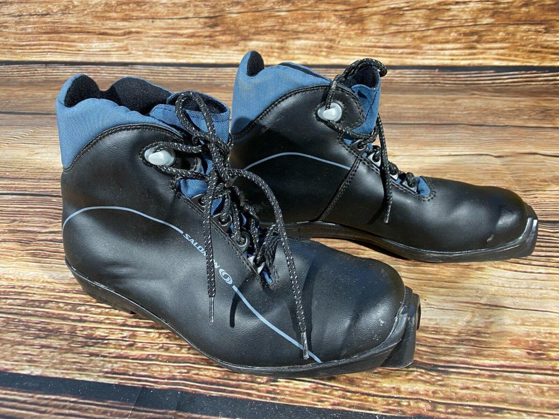 SALOMON Nordic Cross Country Ski Boots Size EU41 US8 SNS profil 2320