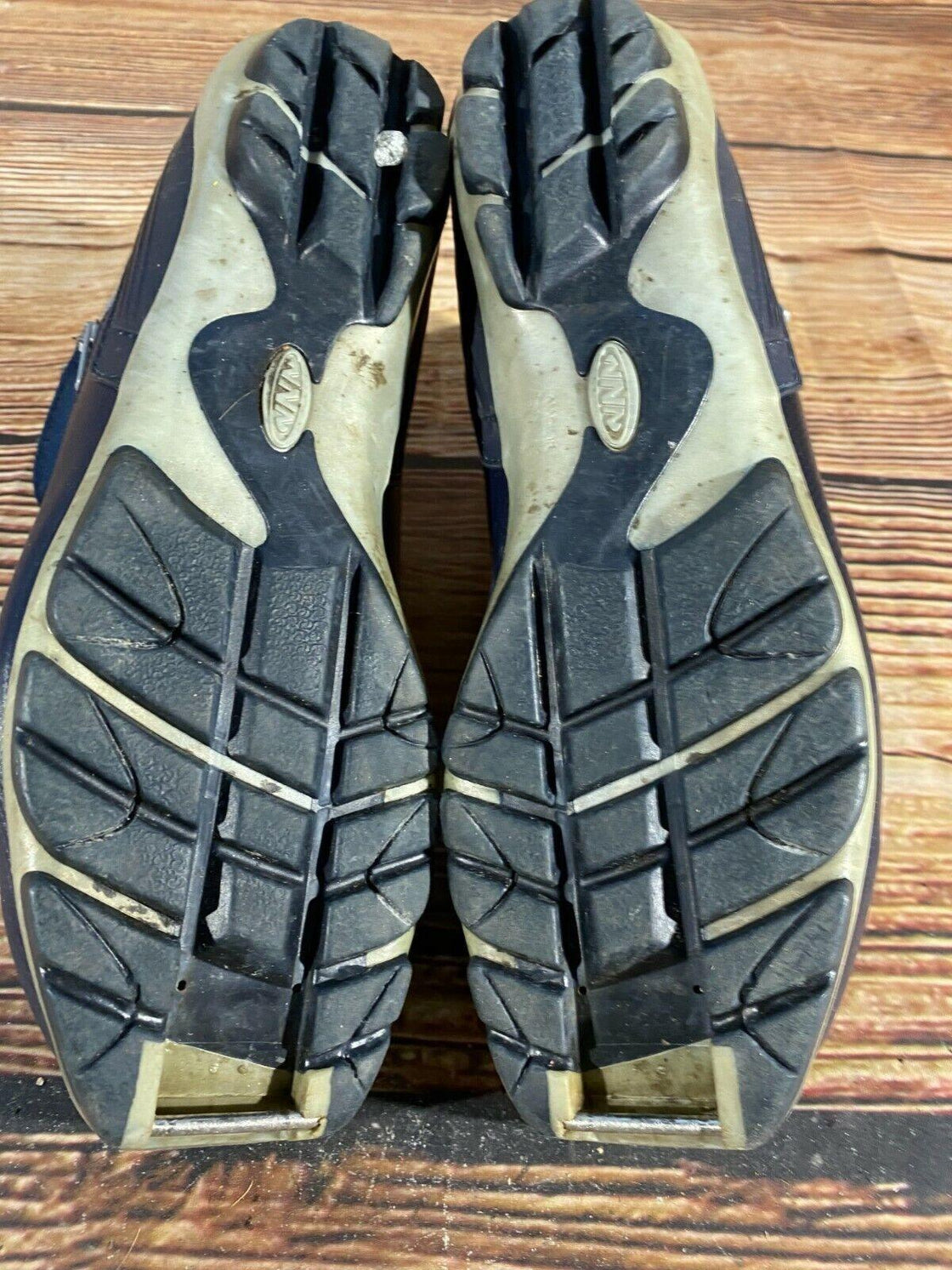 Alpina ST11 Nordic Cross Country Ski Boots Size EU43 US10.5 NNN bindings 2893