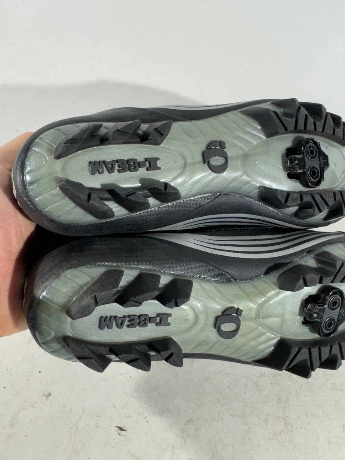 PEARL IZUMI Cycling MTB Shoes Mountain Bike EU41 US8 UK7 Mondo 267 cs 1279