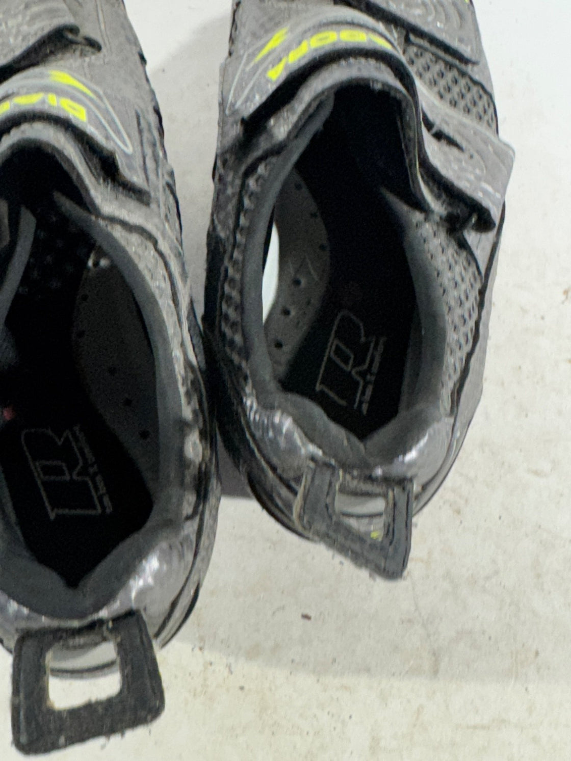 DIADORA Road Cycling Shoes 3 Bolts Size EU39 US6.5 UK6 Mondo 245 cs 1309