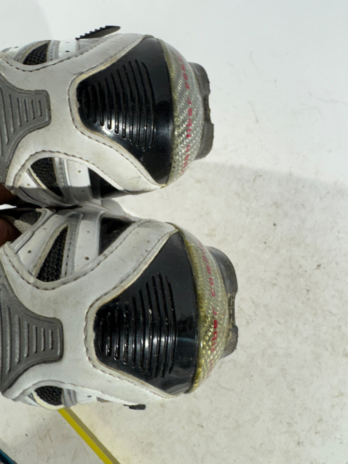 SHIMANO R132 Carbon Road Cycling Shoes EU44 US9.7 UK9 Mondo 278 cs 1312