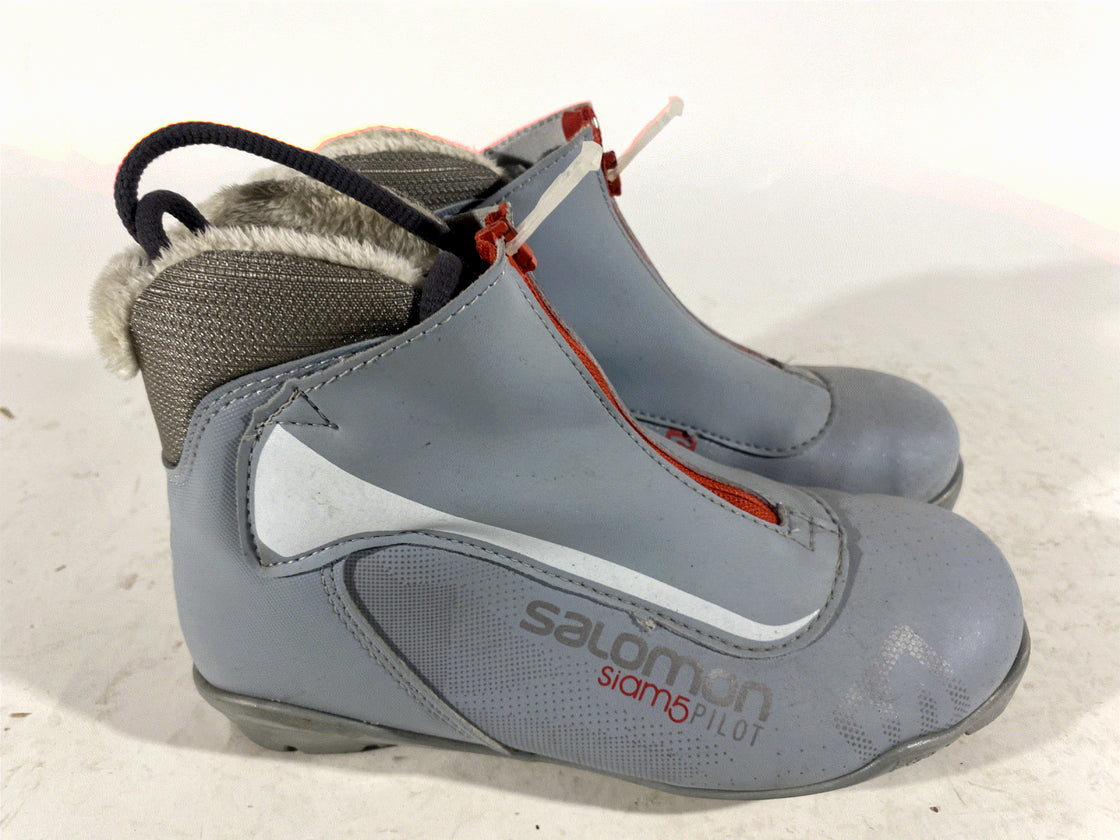 SALOMON Classic Nordic Cross Country Ski Boots Size EU36 US5 SNS Pilot 3232