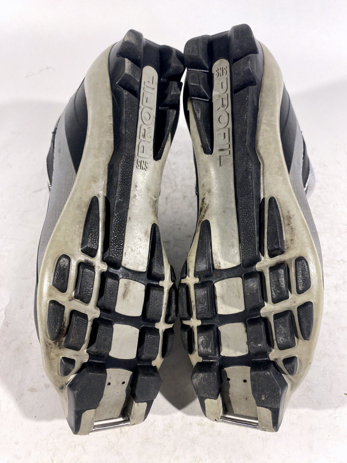 Salomon Nordic Cross Country Ski Boots Size EU38 2/3 US7 SNS Profil  3233