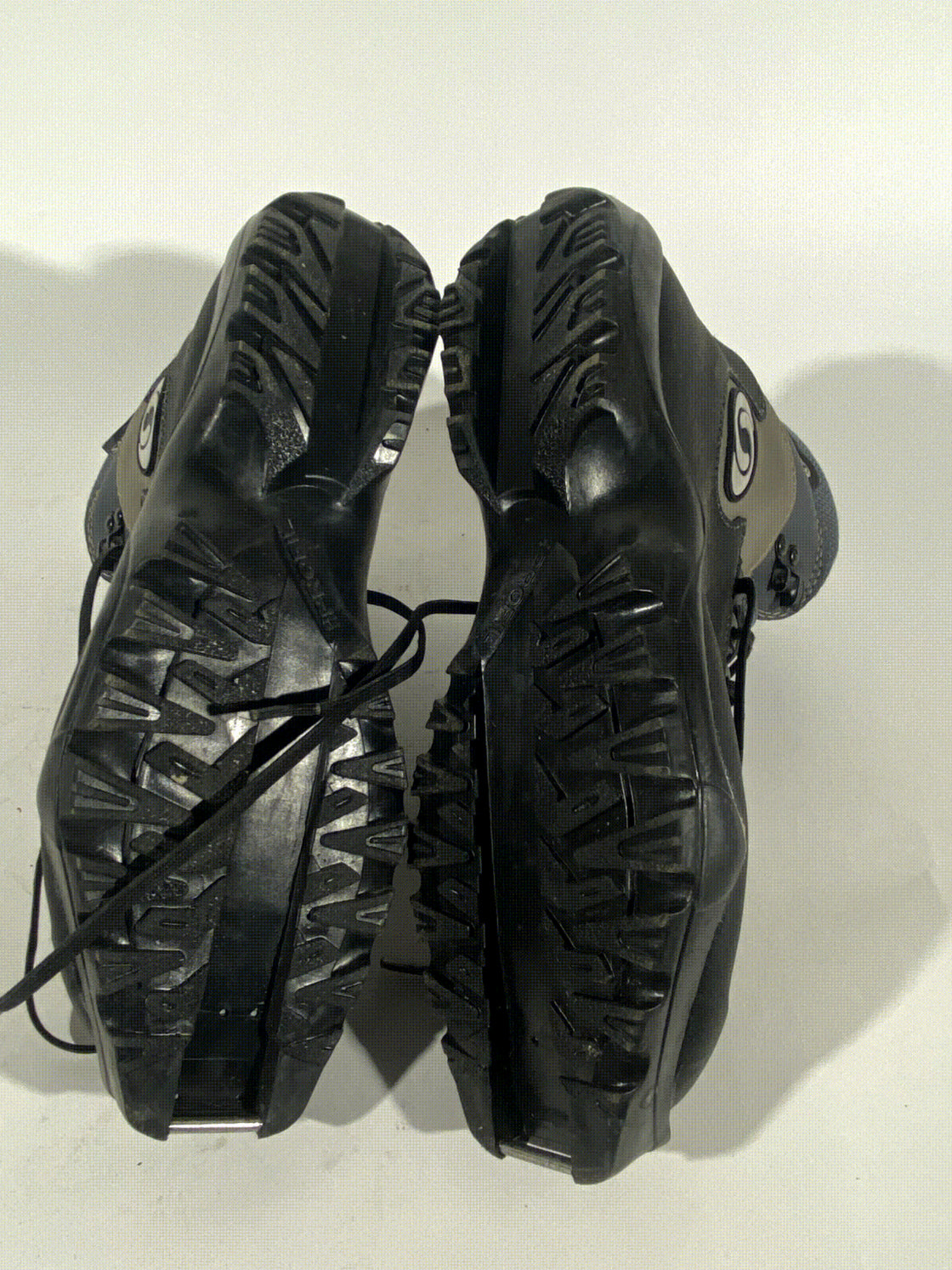 SALOMON Nordic Classic Cross Country Ski Boots Size EU42 SNS Profil 1365