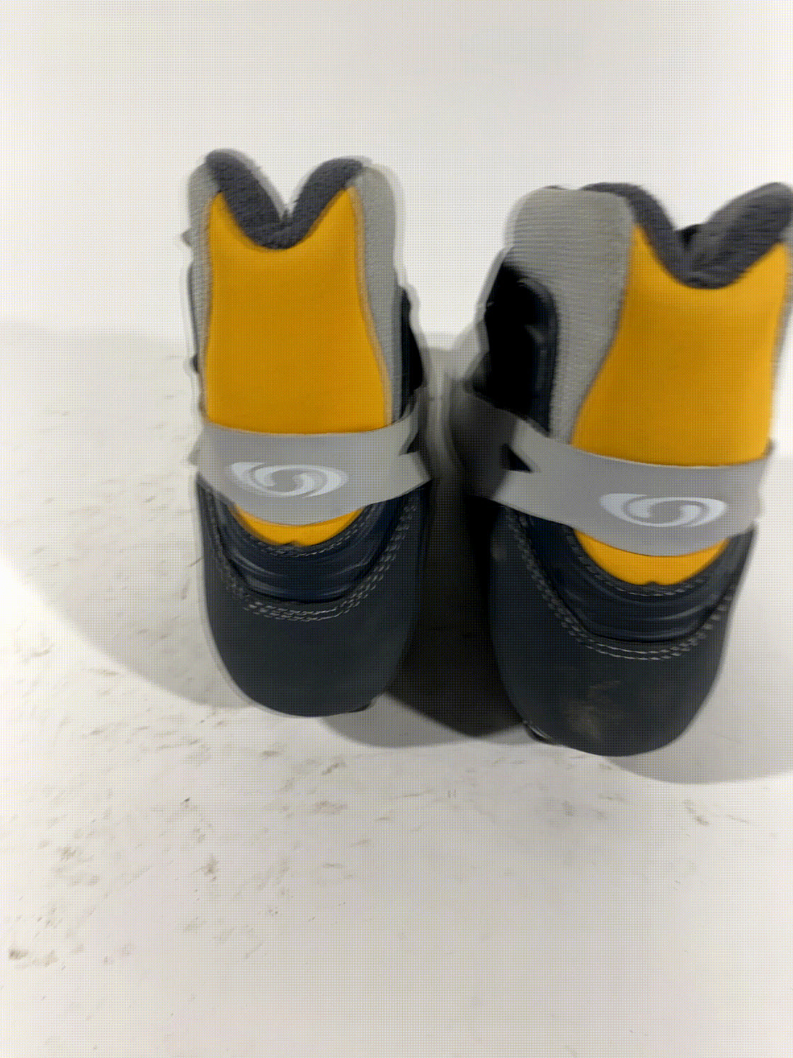 SALOMON Nordic Cross Country Ski Boots Size EU38 2/3 US7 SNS profil 1377