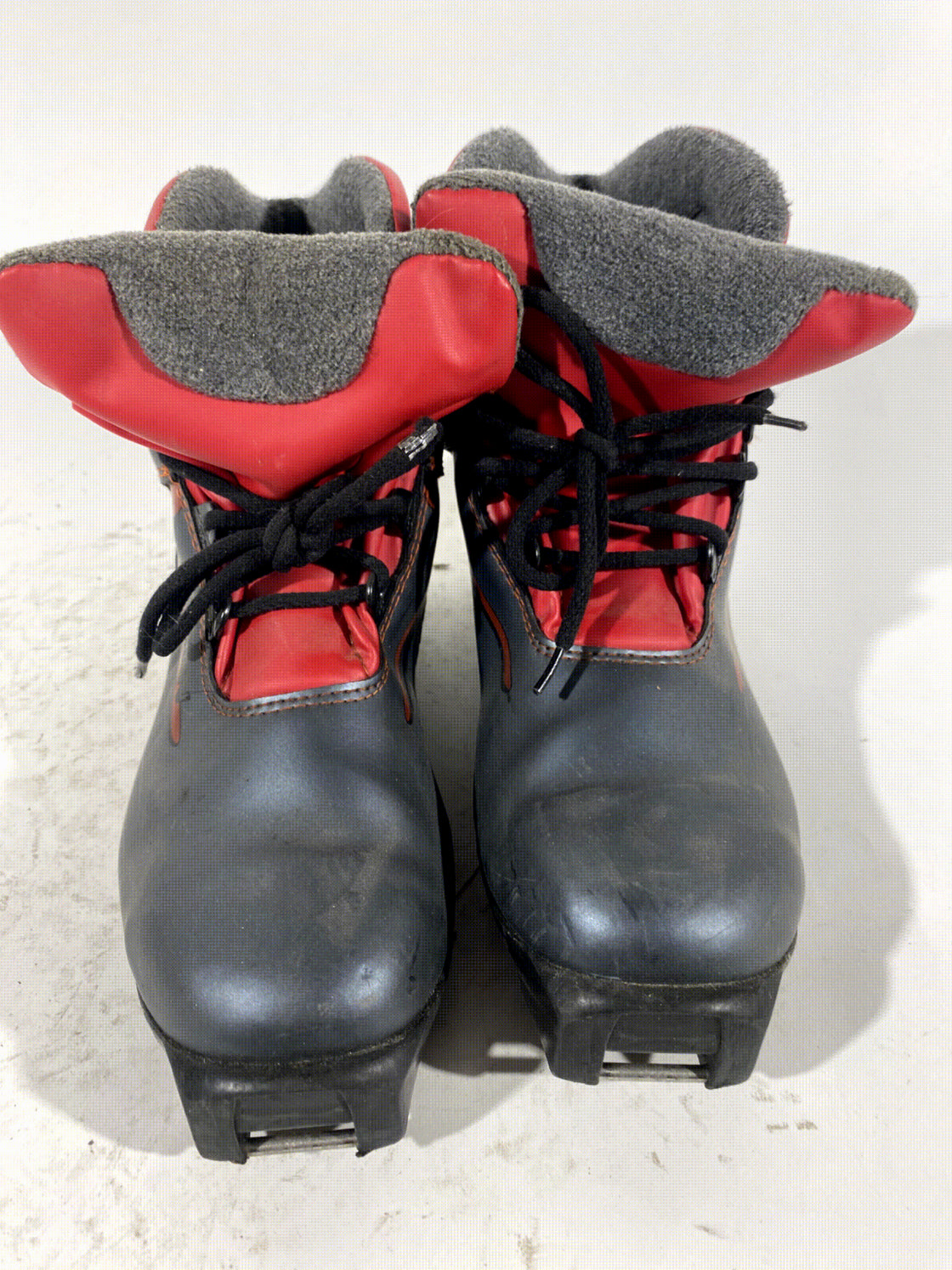 SALOMON Igloo Nordic Cross Country Ski Boots Size EU38 US5.5 SNS Profil 1407