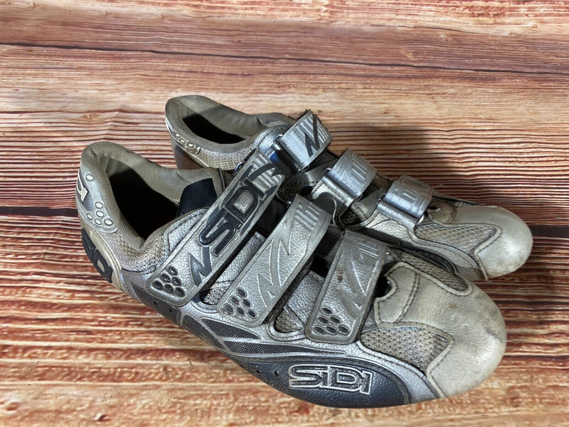 SIDI Carbon Road Cycling Shoes  3 Bolts Unisex Size EU42 US8  Mondo 258 cs875